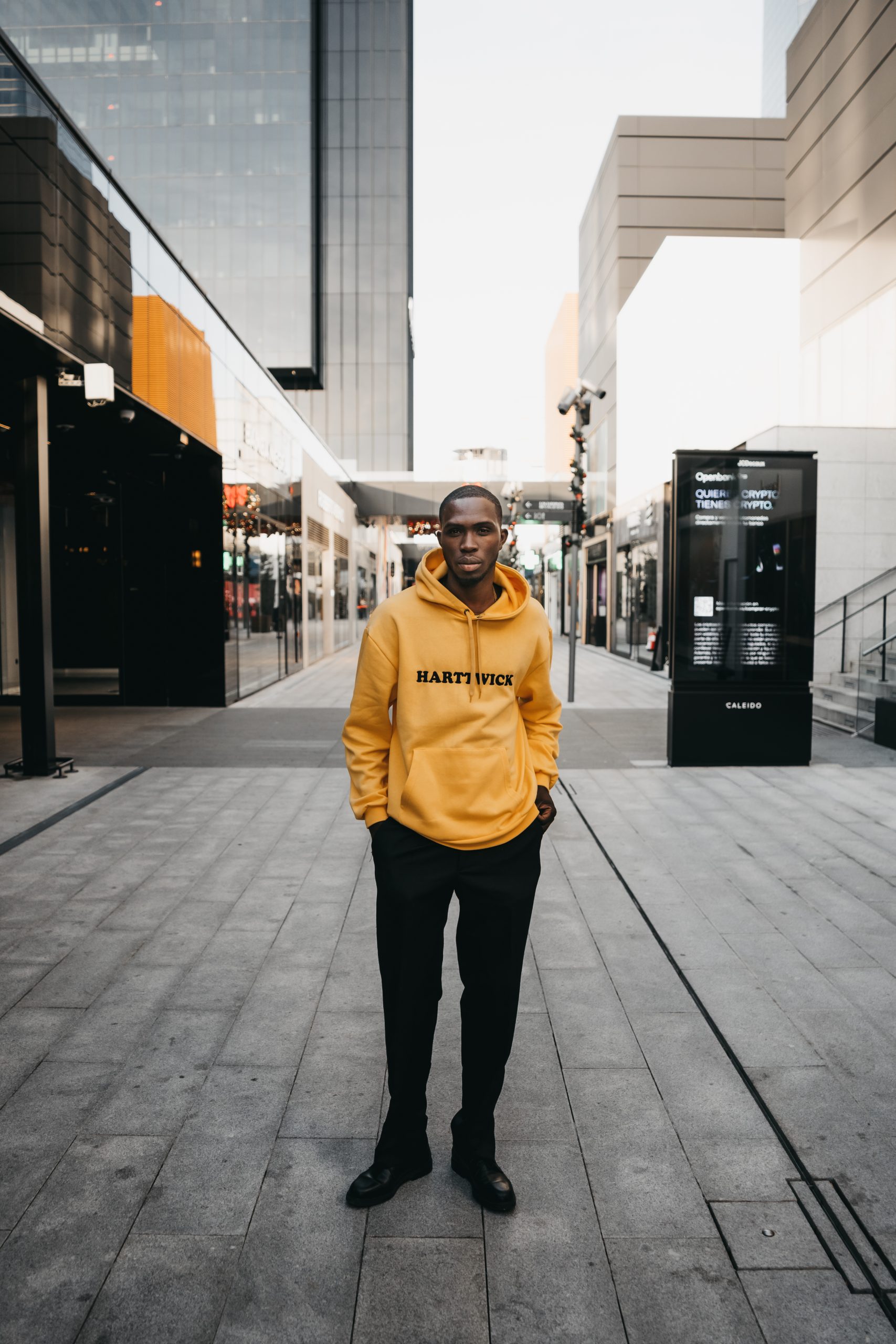 Sudadera Yellow Vibe